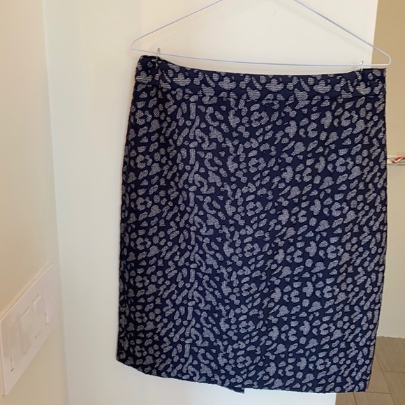 Jacquard Leopard Navy Blue Pencil Skirt - Picture 6 of 6
